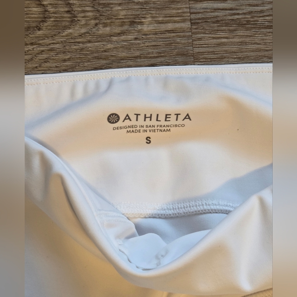 Athleta White Mesh Contender Capri Legging Size Small - Picture 6 of 7